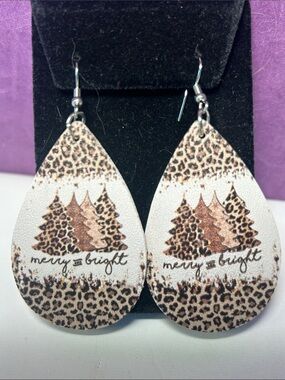 Merry & Bright Leopard Teardrop Earrings